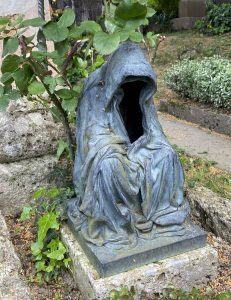 Die leere Hülle als Pieta